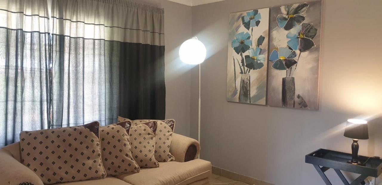 Anna Boeremeisie Guesthouse Бенони Экстерьер фото