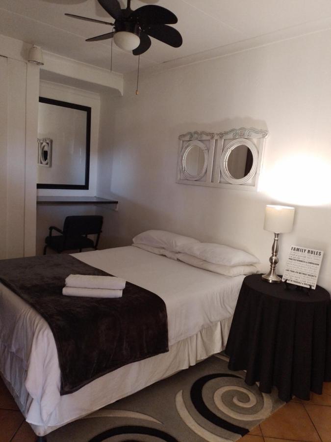 Anna Boeremeisie Guesthouse Бенони Экстерьер фото
