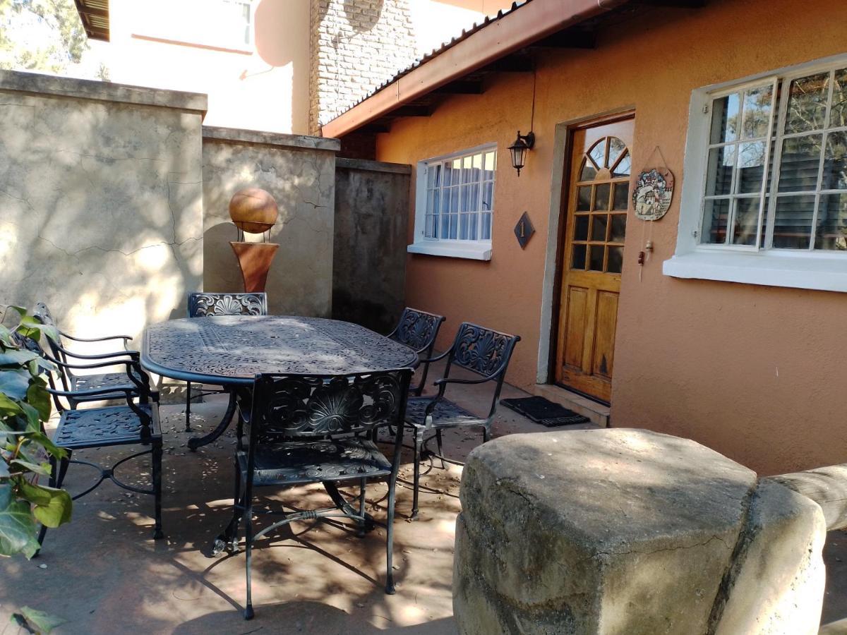 Anna Boeremeisie Guesthouse Бенони Экстерьер фото