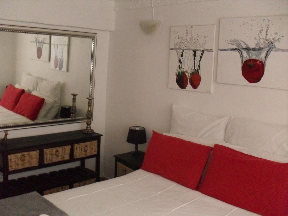 Anna Boeremeisie Guesthouse Бенони Экстерьер фото